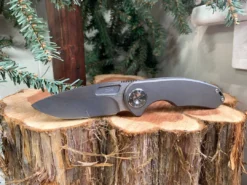 CURTISS CUSTOM KNIVES Curtiss F3 Medium Slim MagnaCut Folding Knife 3.25" Slicer Non-Flipper SL/NF