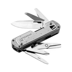 Leatherman Tools Leatherman Free T4 Multi-Purpose 12-in-1 Folding Knife (2.2