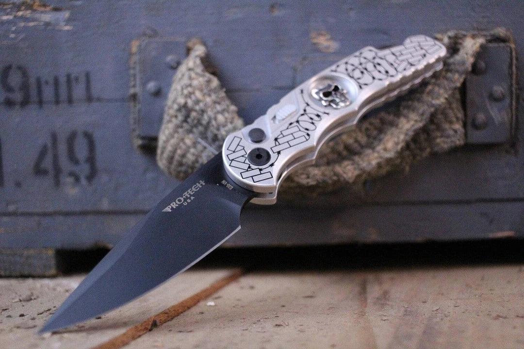 Budget ๐ PROTECH KNIVES All Knife Brands ProTech TR-5.62 Shaw Skull & Barbed Wire DLC (USA) ๐ 5 PROTECH KNIVES All Knife Brands ProTech TR-5.62 Shaw Skull & Barbed Wire DLC (USA)