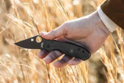 Spyderco Knives Spyderco C223PBBK Para 3 Lightweight Folding Knife 2.92