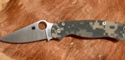 Spyderco Knives Spyderco Paramilitary 2 Knife CPM-S45VN Satin Blade, Digital Camo Handles
